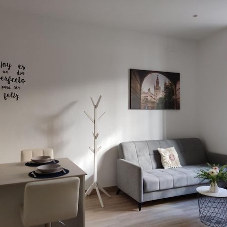 Estudio Moderno Con Opcion De Garaje Apartment Seville Ngoại thất bức ảnh