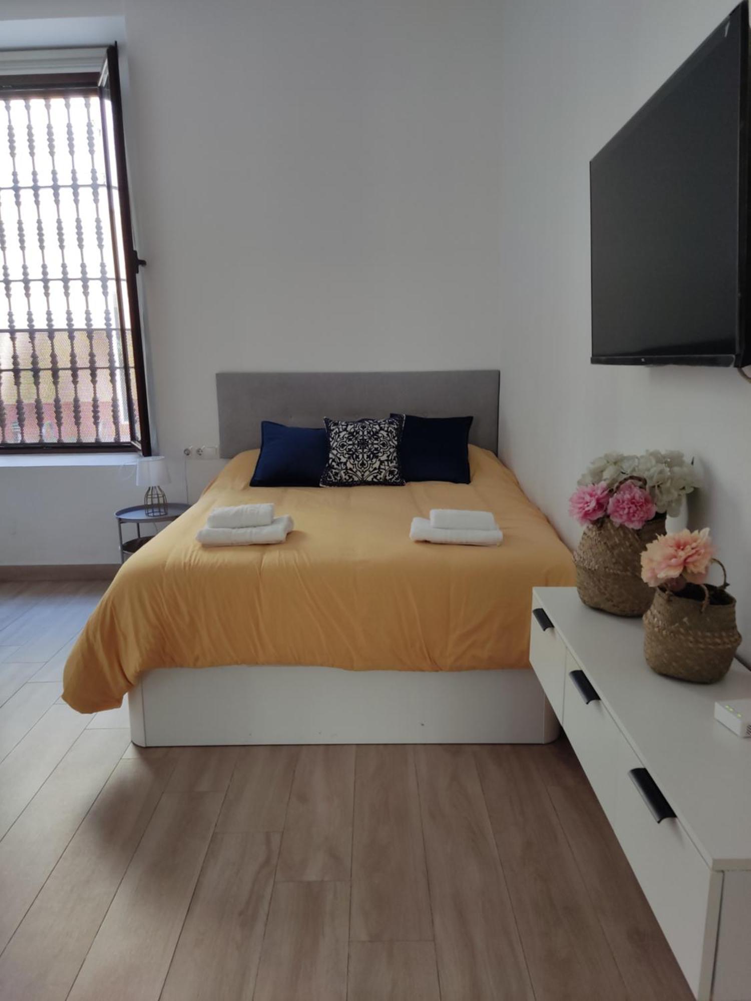 Estudio Moderno Con Opcion De Garaje Apartment Seville Ngoại thất bức ảnh